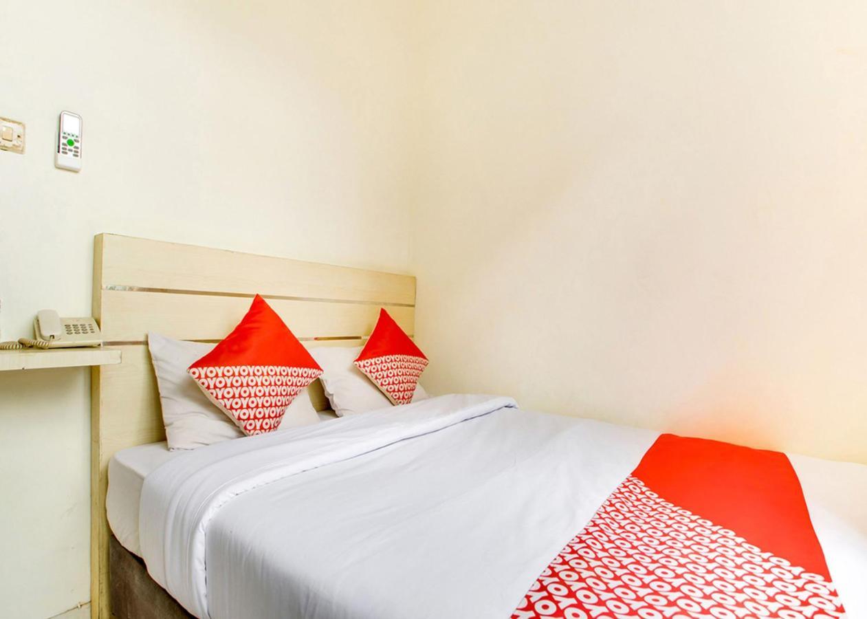 Oyo 2554 Hotel Arimbi Lama Dewi Sartika Бандунг Екстериор снимка