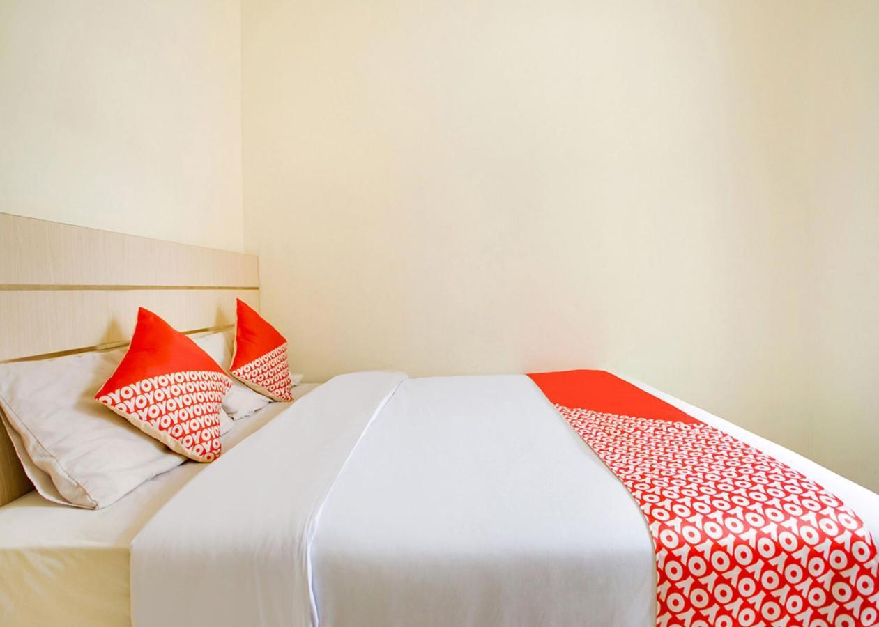 Oyo 2554 Hotel Arimbi Lama Dewi Sartika Бандунг Екстериор снимка